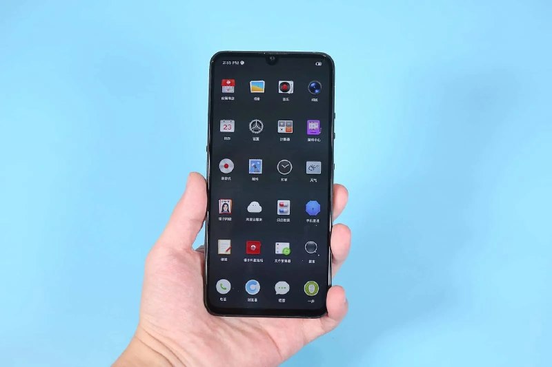 #Android🔨 锤子桌面非官方持续维护版⬇️ 下载页面Make Smartisan Great Again！桌面保留了 Smartisan OS 标志性的极简、优雅桌面设计、大图标、OneStep 一步操作等核心交互