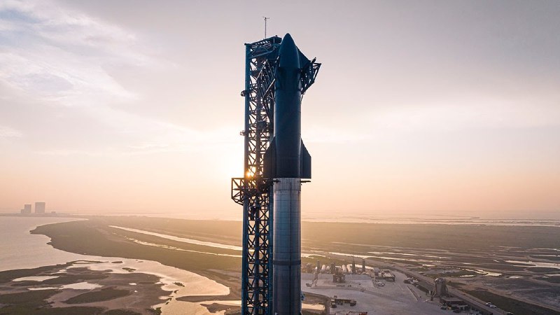#快讯马斯克表示 SpaceX 将在30分钟之内发射星舰点击「星港卫星图」可以看到发射基地包含街景的全景卫星图⏺直播地址 | 🌏星港卫星图希望这次能射，嗯，限时开放🕊表情回应21:33 发射