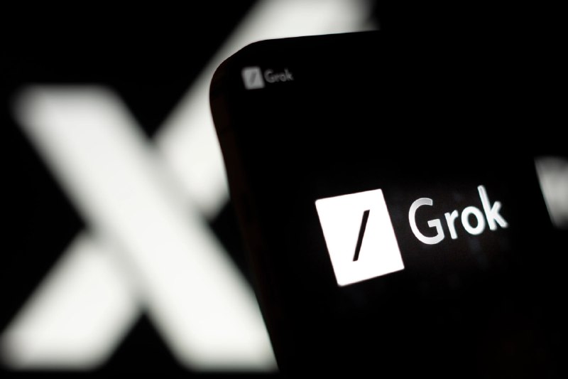 #AI #大模型 #Grok #X 📱 xAI Grok 向所有 X 用户开放使用，不再需要 Premium ！直达： x.com/i/grok免费用户每 2 小时可向 Grok 发送10条消息，支持生成图片，模型是 Grok2+Flux📑相关阅读 每月 25 美元免费额度！xAI 正式推出 Grok 模型 API📮投稿    📢频道    💬群聊    🔎索引
